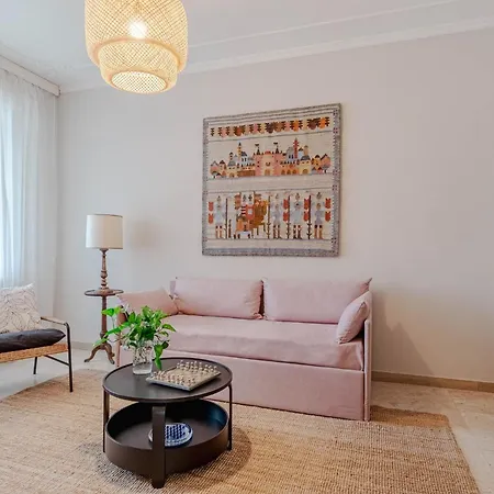 Guesthost - Lovely X5 With Terrace * Turin