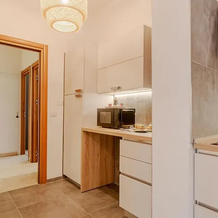 Guesthost - Lovely X5 With Terrace *