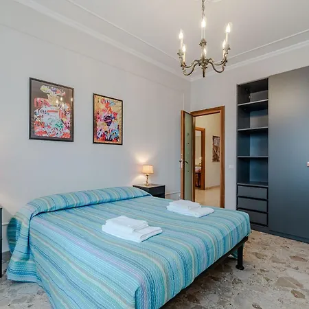 Guesthost - Lovely X5 With Terrace